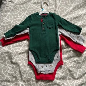 Carter’s NWT 3 pack onesies